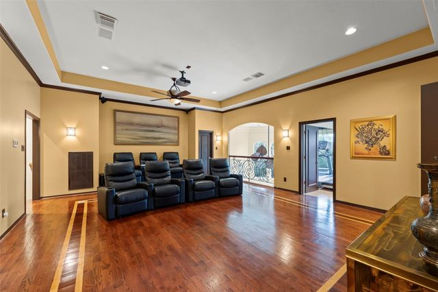 65 Schubach Drive, Sugar Land, TX 77479
