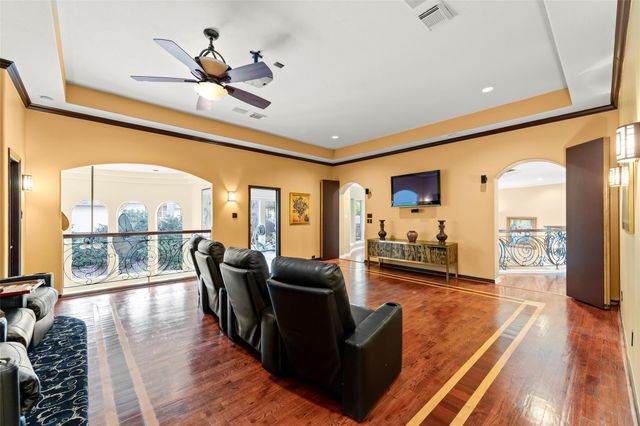 65 Schubach Drive, Sugar Land, TX 77479