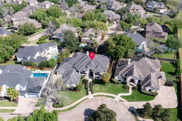 65 Schubach Drive, Sugar Land, TX 77479