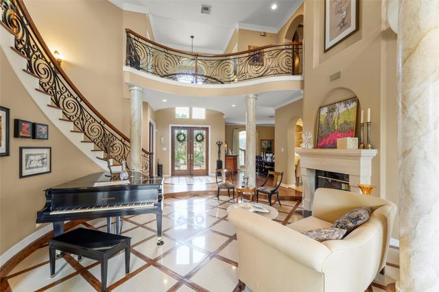 65 Schubach Drive, Sugar Land, TX 77479