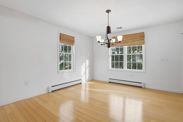 55 Arrowwood Dr 55, Shrewsbury, MA 01545