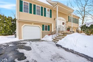 55 Arrowwood Dr 55, Shrewsbury, MA 01545