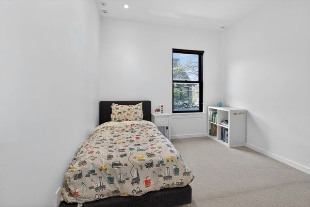 96 Henry Street 1, Cambridge, MA 02139