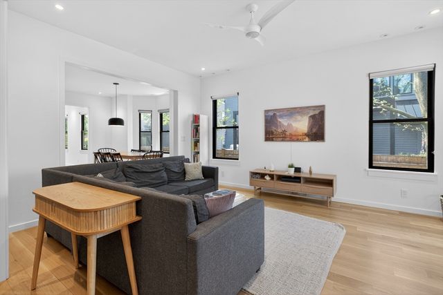 96 Henry Street 1, Cambridge, MA 02139