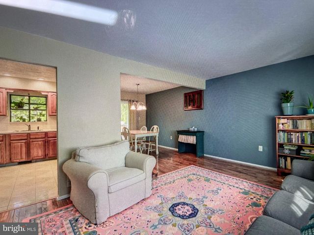 237 SHERWOOD AVE, Hamilton, NJ 08619