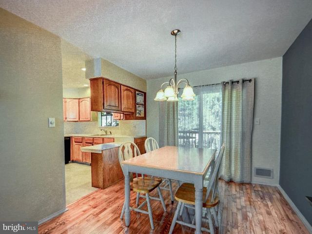 237 SHERWOOD AVE, Hamilton, NJ 08619