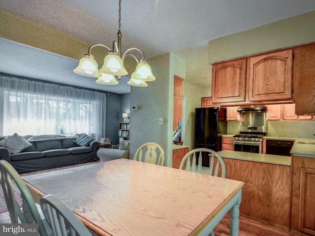 237 SHERWOOD AVE, Hamilton, NJ 08619