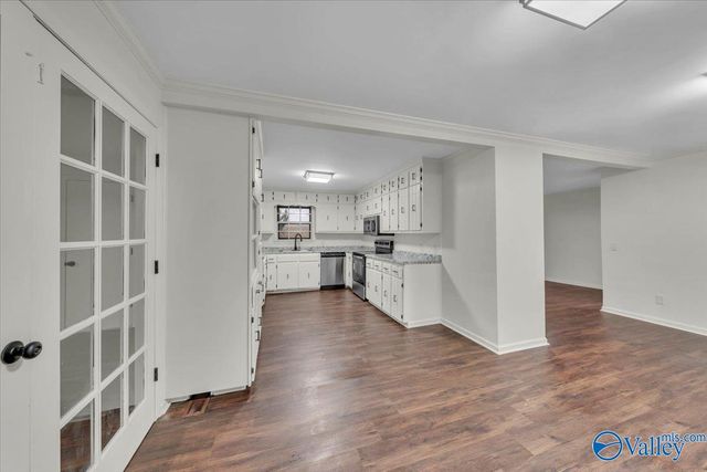 190 County Road 856, Collinsville, AL 35961