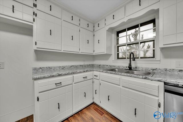 190 County Road 856, Collinsville, AL 35961