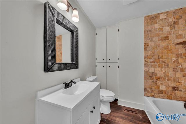 190 County Road 856, Collinsville, AL 35961