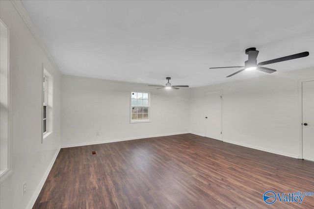 190 County Road 856, Collinsville, AL 35961