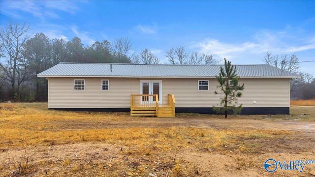 190 County Road 856, Collinsville, AL 35961