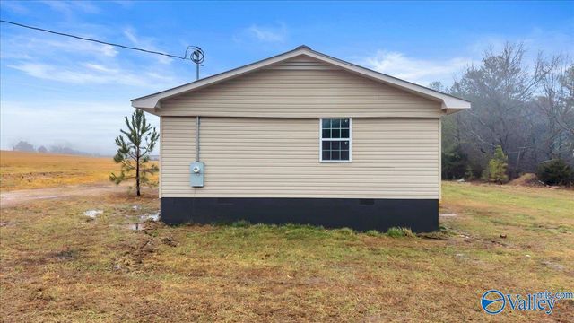 190 County Road 856, Collinsville, AL 35961