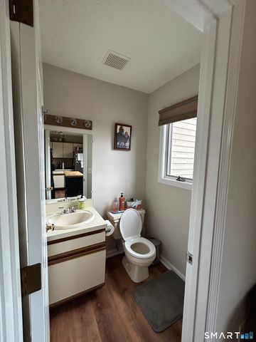 489 Wolcott Street 85, Bristol, CT 06010