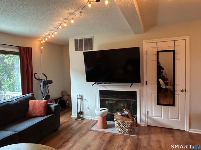 489 Wolcott Street 85, Bristol, CT 06010