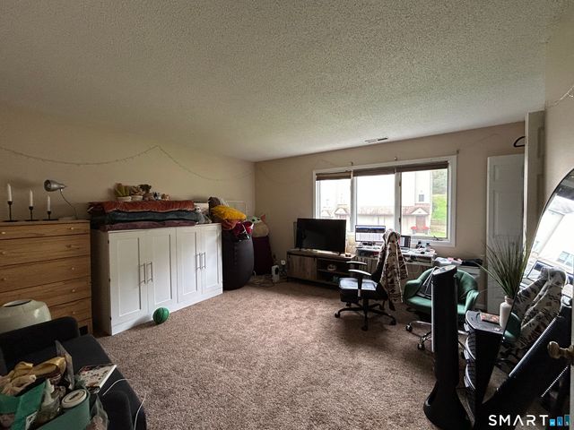 489 Wolcott Street 85, Bristol, CT 06010