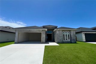 7817 Leylah Dr, Corpus Christi, TX 78414