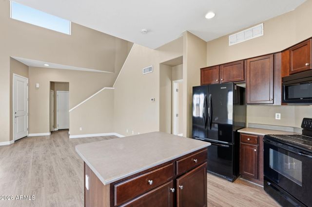 544 N ALMA SCHOOL Road 39, Mesa, AZ 85201