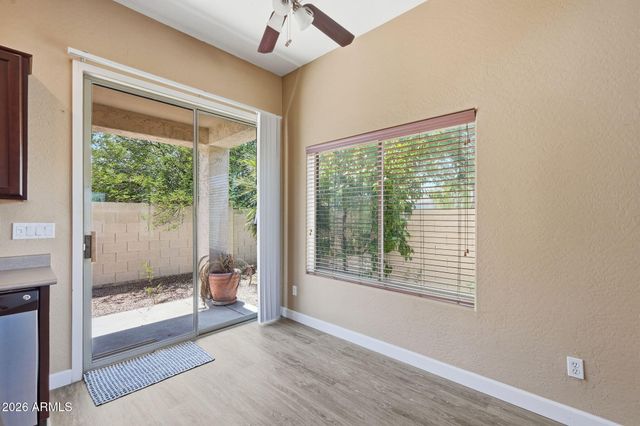 544 N ALMA SCHOOL Road 39, Mesa, AZ 85201