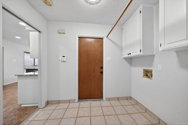 8926 Shady Leaf, San Antonio, TX 78254