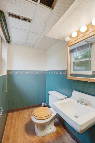 964 Cimarron Drive, Davenport, IA 52804