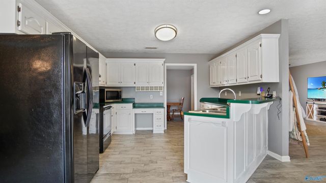 25704 Copeland Road, Athens, AL 35613