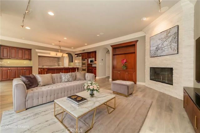 108 Ambiance, Irvine, CA 92603