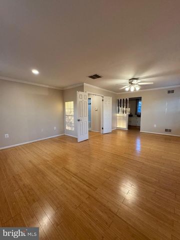 20333 PLEASANT RIDGE DR, Gaithersburg, MD 20886
