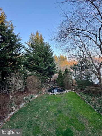 20333 PLEASANT RIDGE DR, Gaithersburg, MD 20886
