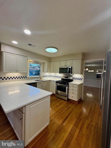 20333 PLEASANT RIDGE DR, Gaithersburg, MD 20886
