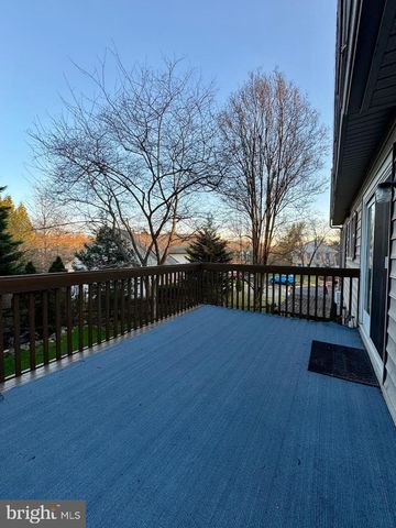 20333 PLEASANT RIDGE DR, Gaithersburg, MD 20886