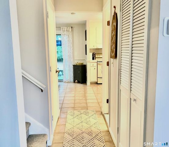 96 Coronado Drive 96, Newington, CT 06111