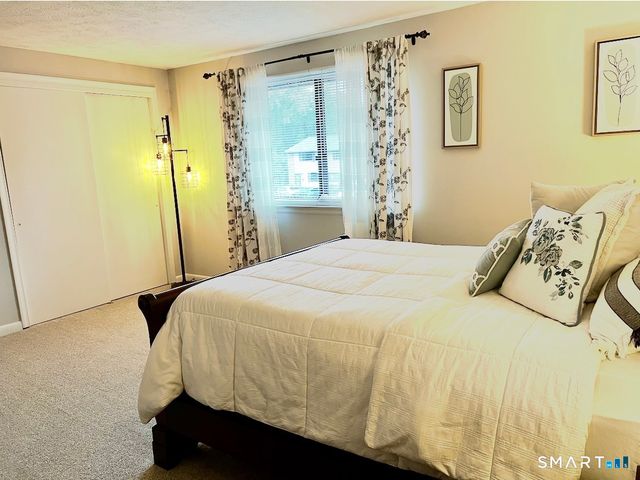 96 Coronado Drive 96, Newington, CT 06111
