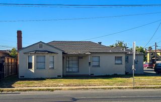 1489 E Alisal Street, Salinas, CA 93905