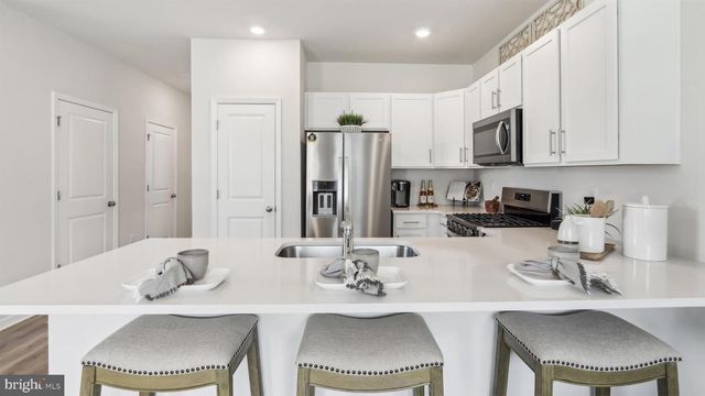 210 BENTZ AVENUE, Villas, NJ 08251