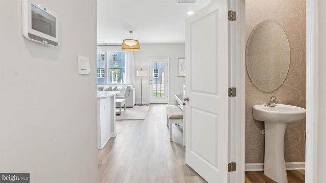 210 BENTZ AVENUE, Villas, NJ 08251