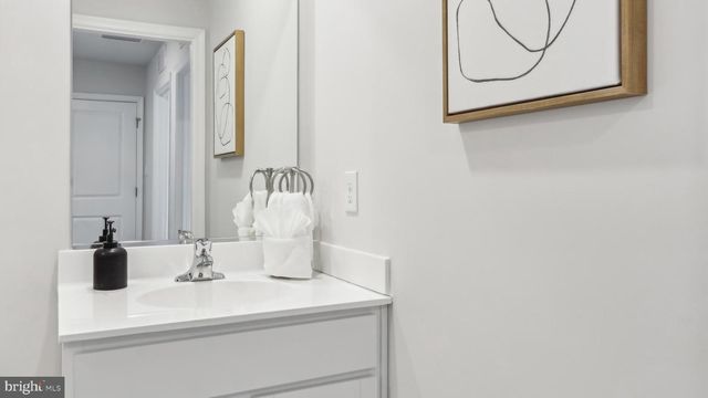 210 BENTZ AVENUE, Villas, NJ 08251