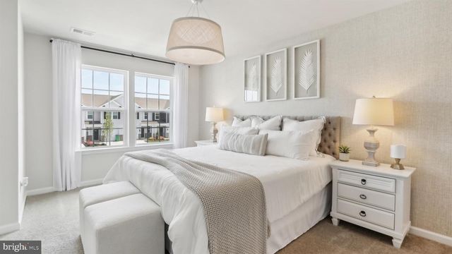 210 BENTZ AVENUE, Villas, NJ 08251