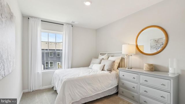 210 BENTZ AVENUE, Villas, NJ 08251