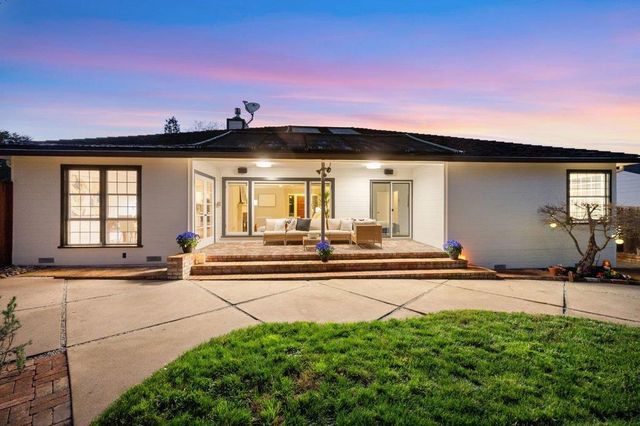 1277 Edgewood Road, Redwood City, CA 94062