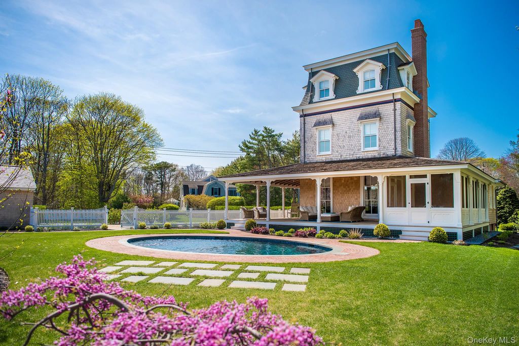 106 Old Depot Road, Quogue, NY 11959