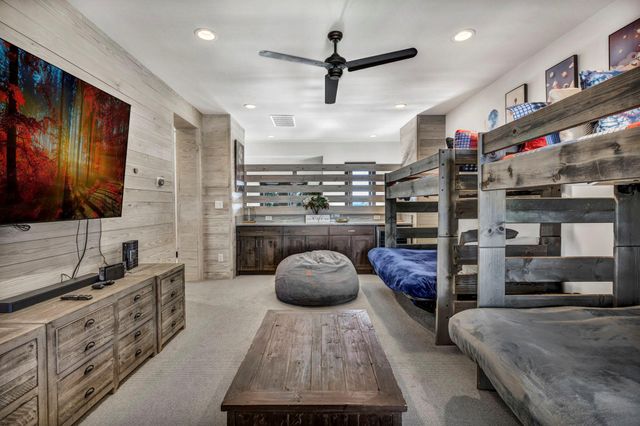 19404 Bold Venture DR 17, Spicewood, TX 78669