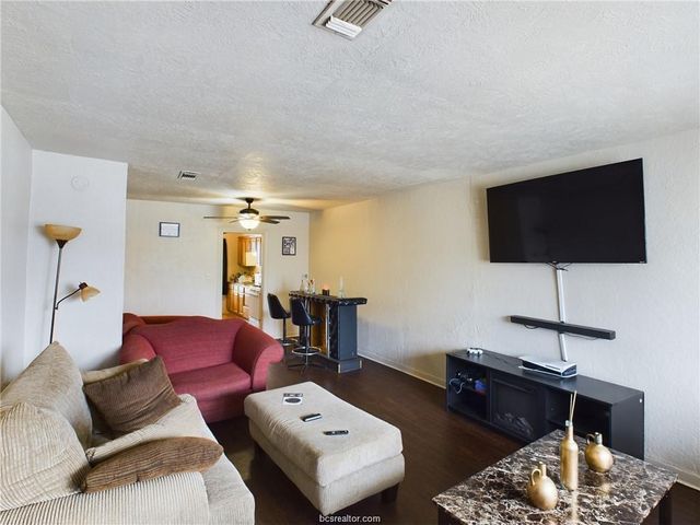 1318 Antone Street A, Bryan, TX 77803