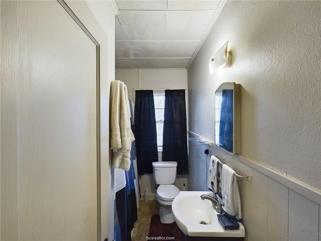 1318 Antone Street A, Bryan, TX 77803