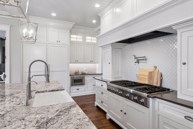 4565 Bayside Road, Orono, MN 55359