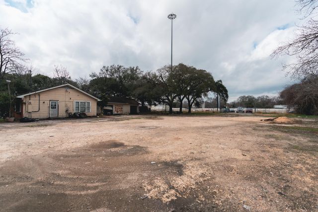 2710 Oleander Drive, Pasadena, TX 77503