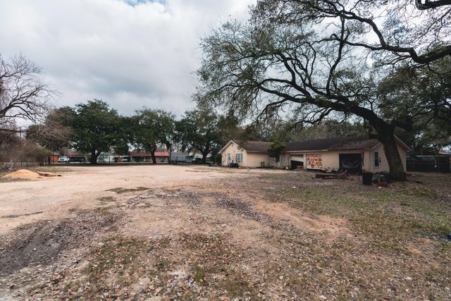 2710 Oleander Drive, Pasadena, TX 77503