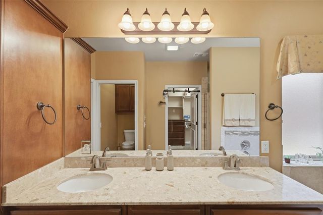 10215 Kingston Way, Oklahoma City, OK 73120