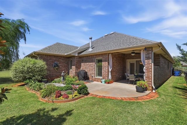 10215 Kingston Way, Oklahoma City, OK 73120