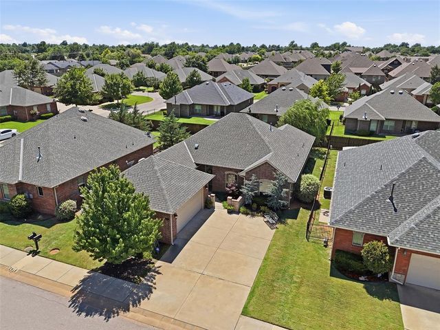 10215 Kingston Way, Oklahoma City, OK 73120